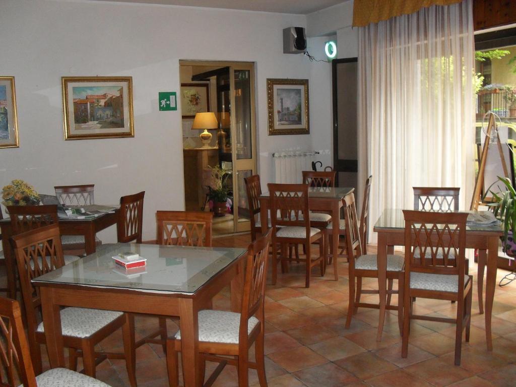 Albergo Ristorante Olimpia 아바디아산살바토레 외부 사진